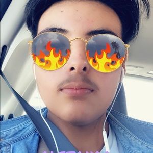 Meet your Posher, Alejandro